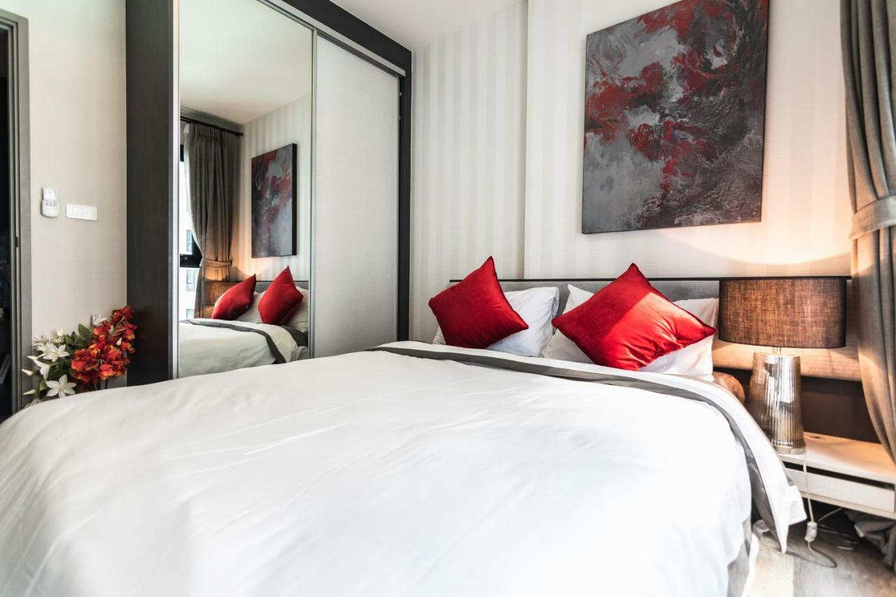 The Base Central Pattaya By Pattaya Holiday Exterior photo